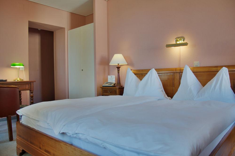 Hostellerie Les Chevreuils Lausanne Luaran gambar