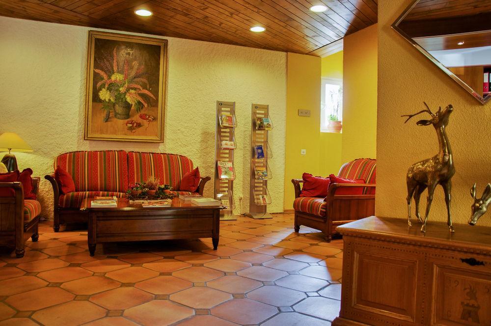 Hostellerie Les Chevreuils Lausanne Luaran gambar
